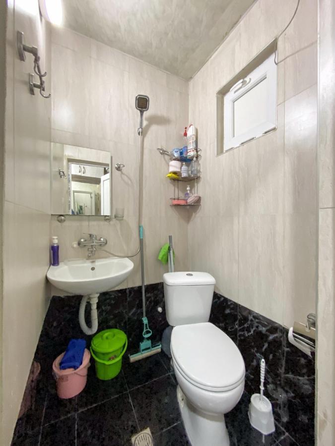 Apartment Studio Maksim Batumi Exteriör bild