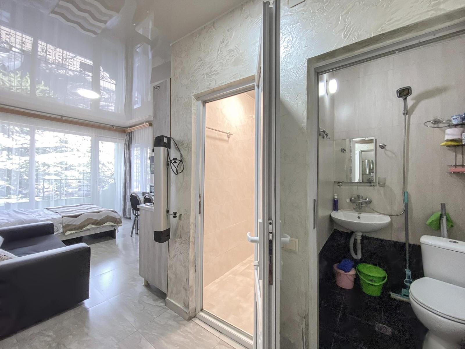 Apartment Studio Maksim Batumi Exteriör bild